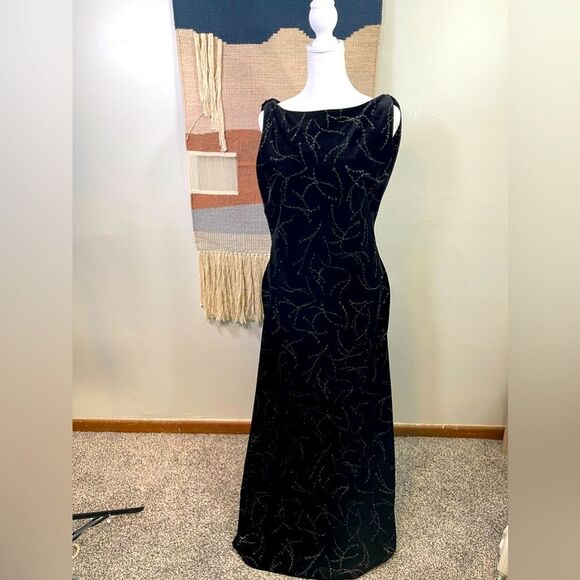 Vintage 90s David Warren Black and Silver Velvet Maxi Gown With Cape Details 10 - Picture 1 of 5